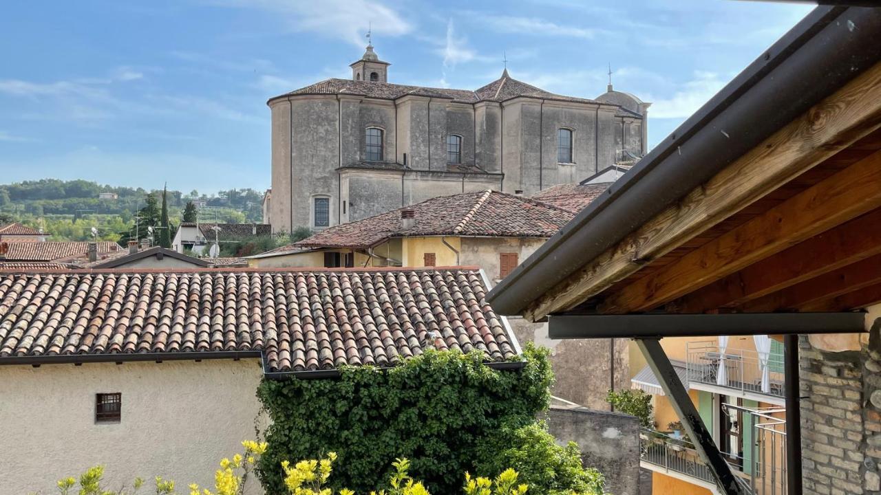 Borgo Dei Sogni Appartement San Felice del Benaco Buitenkant foto