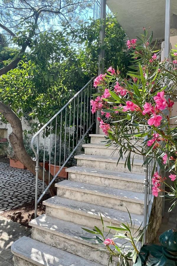 Borgo Dei Sogni Appartement San Felice del Benaco Buitenkant foto