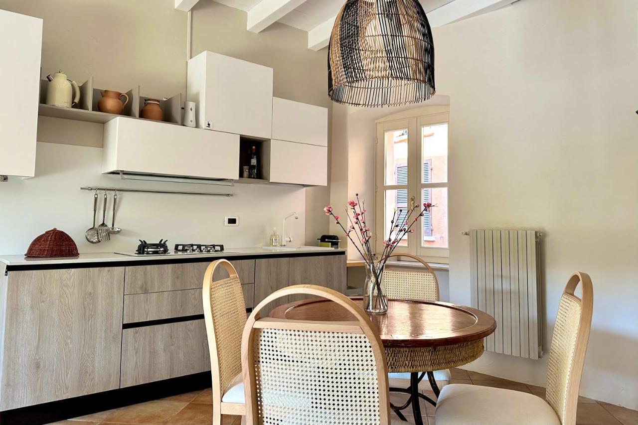 Borgo Dei Sogni Appartement San Felice del Benaco Buitenkant foto